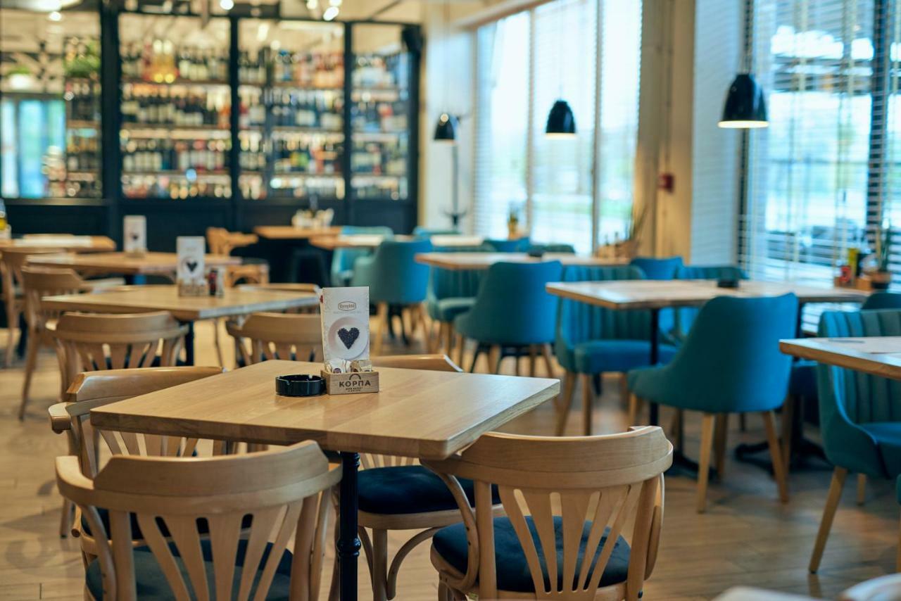 Korpa Deli 2*